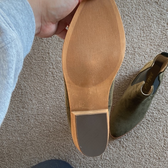 Olive ankle boots - Picture 5 of 5